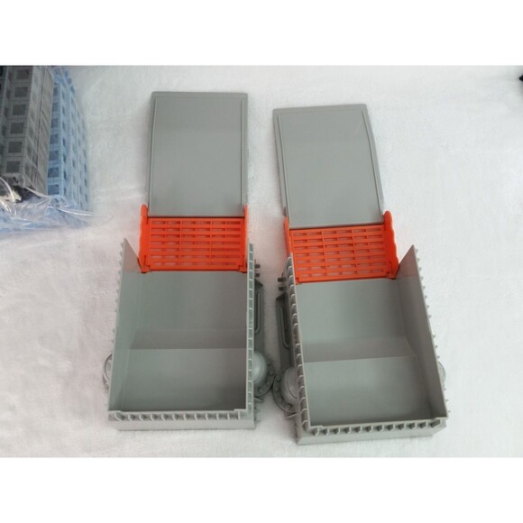 HUGE Lot Of Random Rokenbok Parts Accessories Chutes Bases Blocks 100s of Pieces - Picture 10 of 14